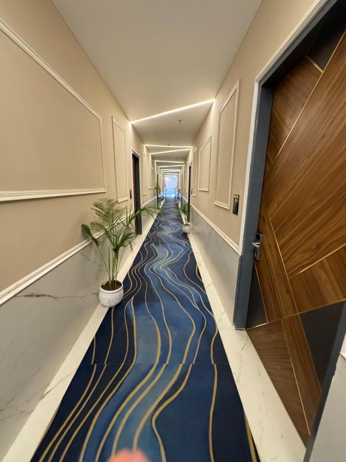 The Pearl Hotel Sirsa Extérieur photo